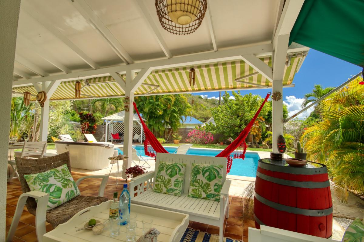 location villa martinique piscine 9 personnes case pilote terrasse vue 3